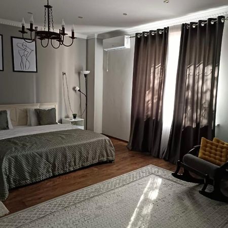 B&B Apart Atyraū Eksteriør bilde